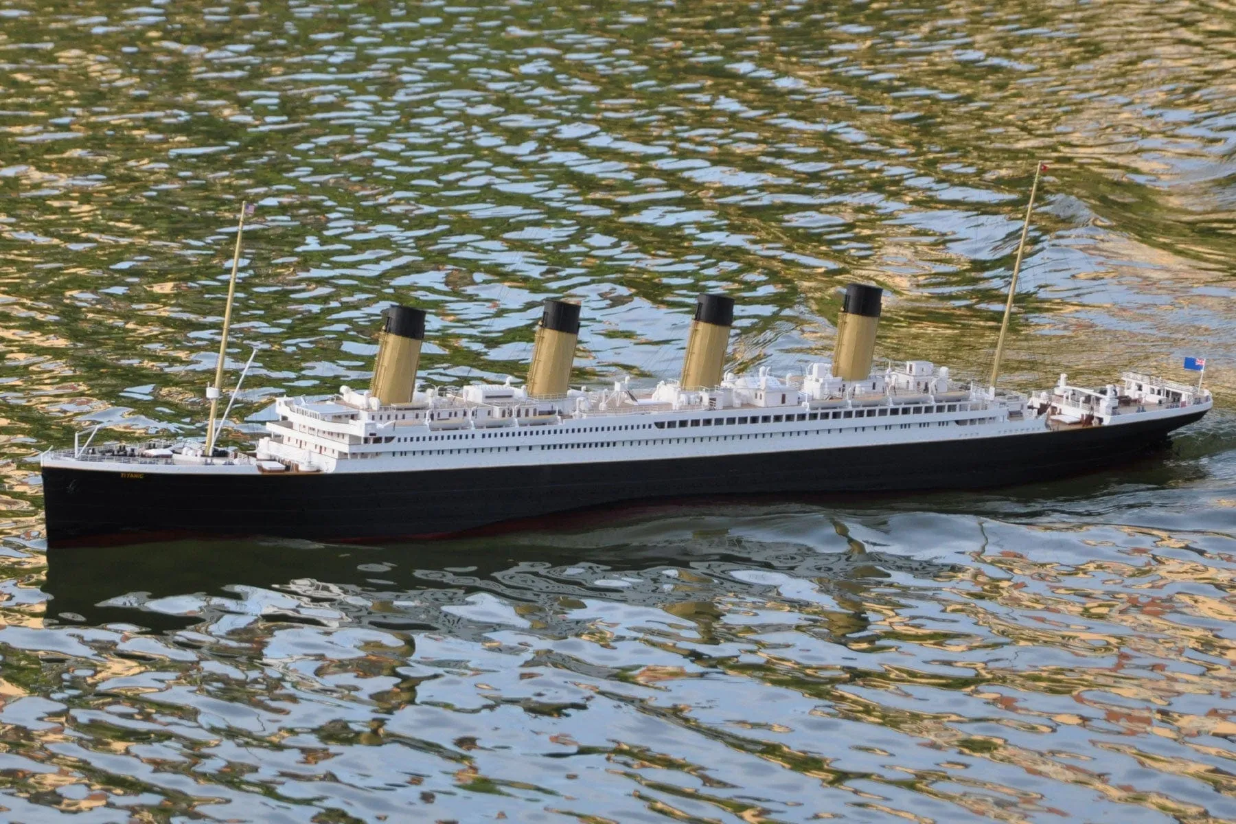 Bancroft RMS Titanic 1/150 Scale 1800mm (70.2") British Liner - RTR - (OPEN BOX)