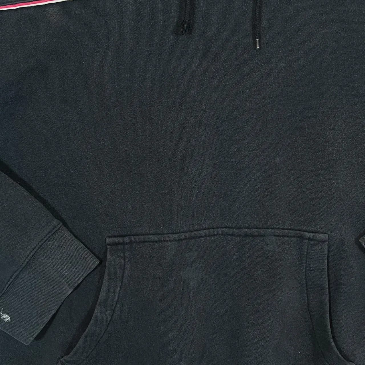 Early 00's FILA Classic Embroidered Mini Logo Black Pullover Hoodie