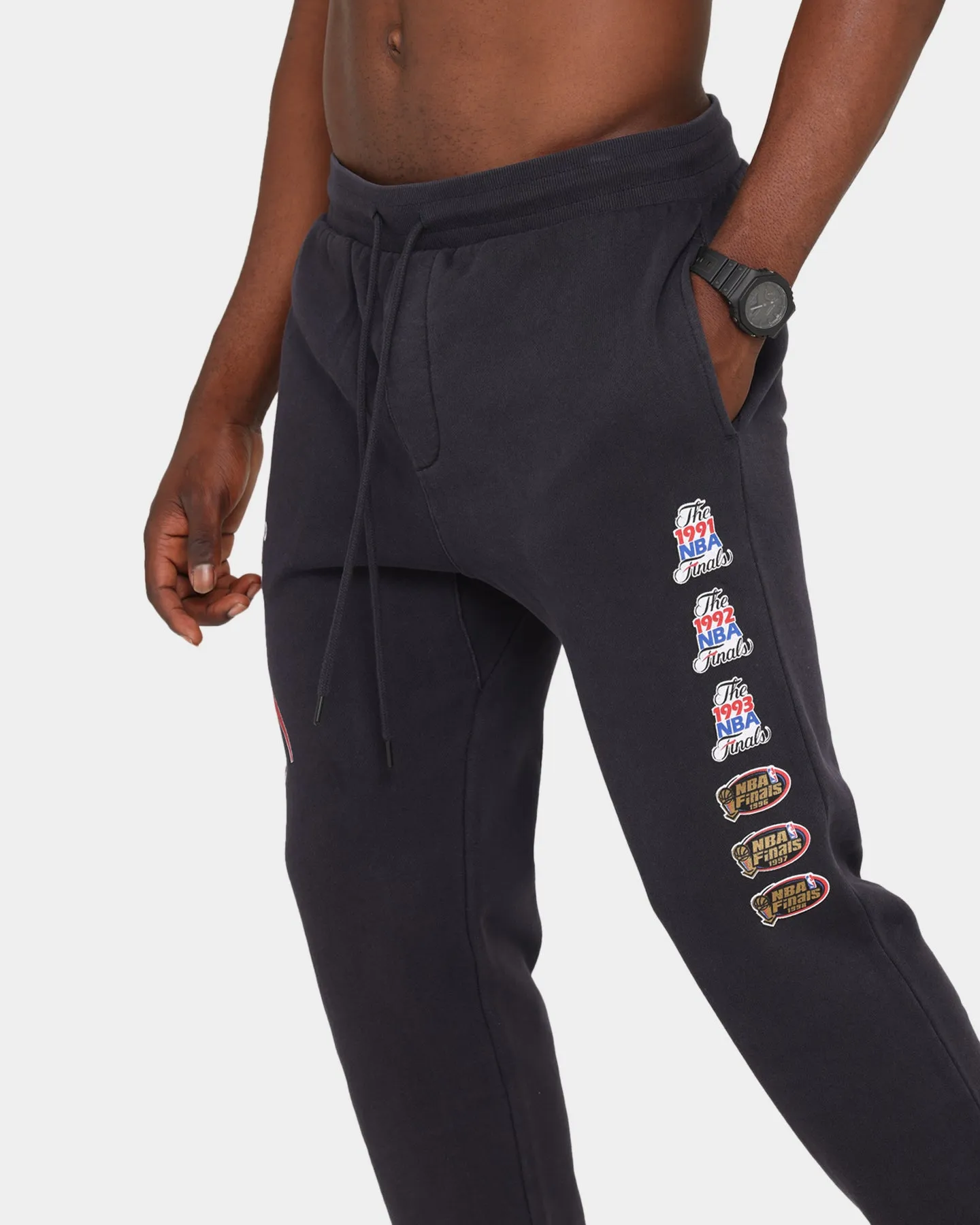 Mitchell & Ness Chicago Bulls Vintage Logo Trackpants Faded Black